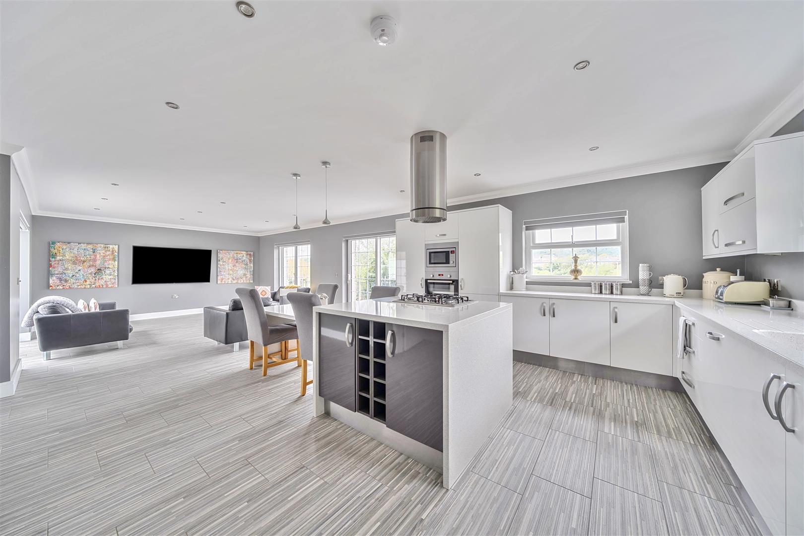 Sawel Court, Pontarddulais, Swansea, SA4 0TF